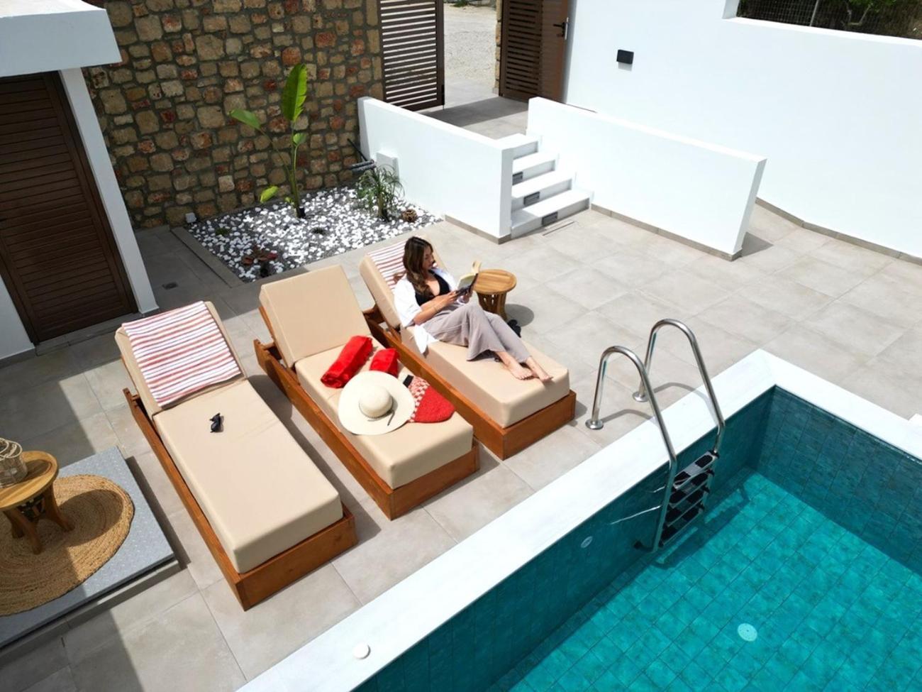 Valantina'S & Mannouel Lardos Luxury Villas Екстериор снимка